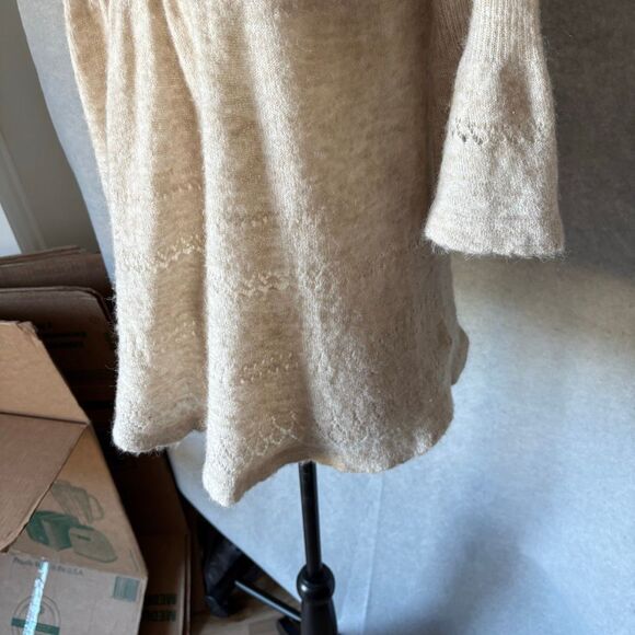 Feather Bone Anthropologie S Whitney Merino Alpaca Bell Sleeve Sweater - Picture 4 of 9